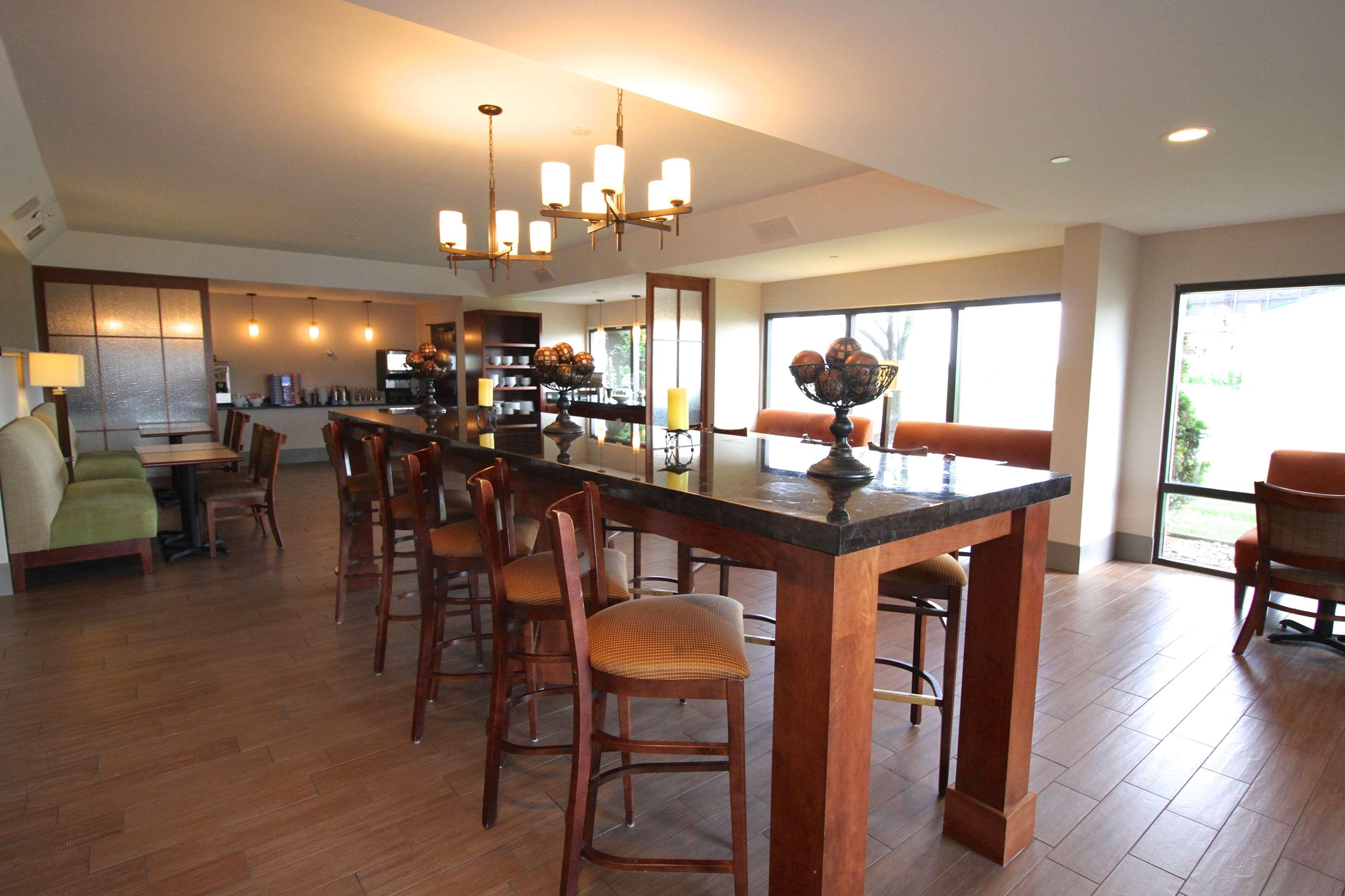 Country Inn & Suites By Radisson, Sandusky South, Oh Milan المظهر الخارجي الصورة