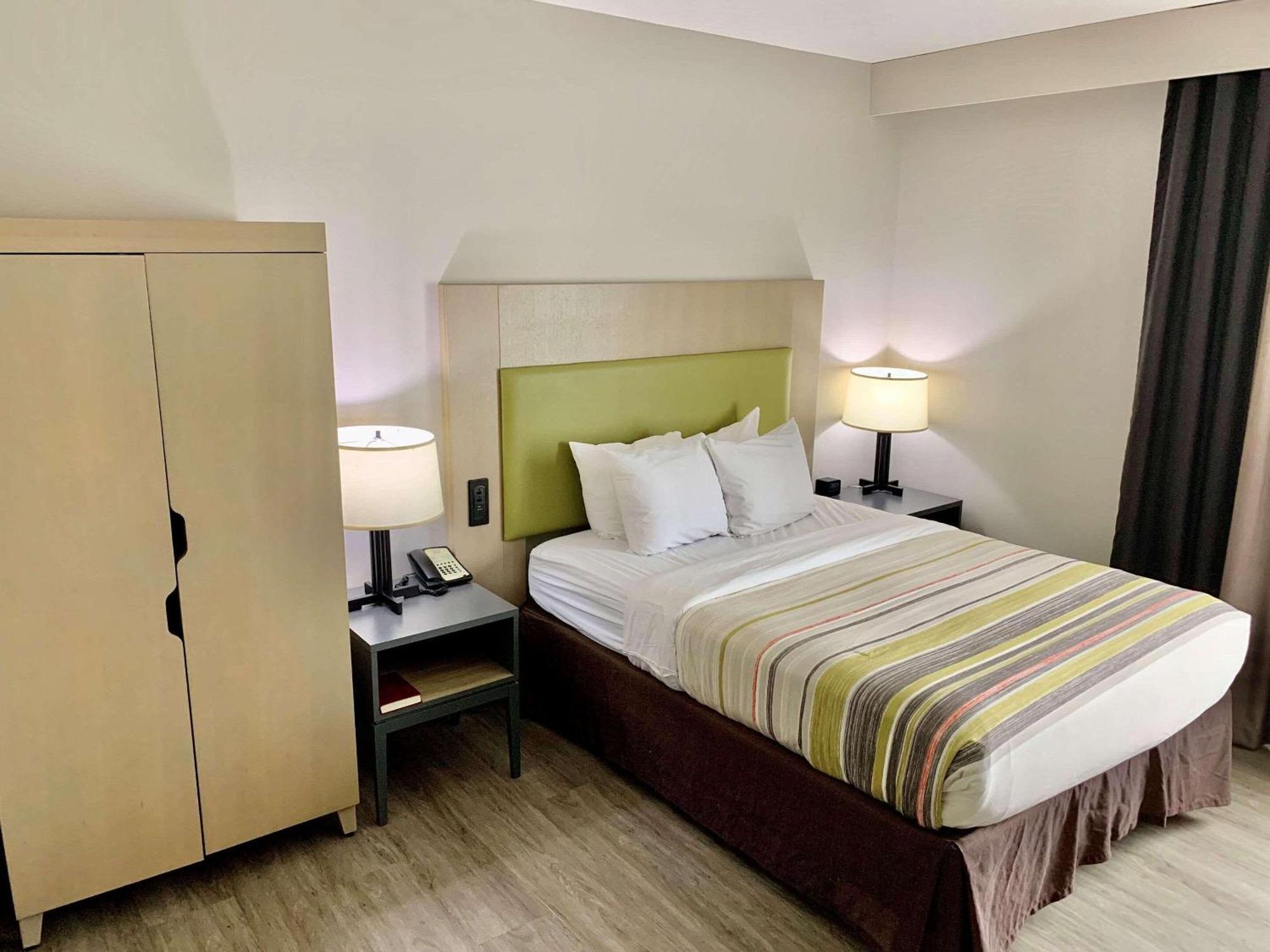 Country Inn & Suites By Radisson, Sandusky South, Oh Milan المظهر الخارجي الصورة